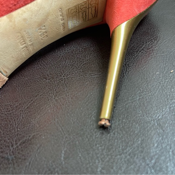 100% Authentic Miu Miu Coral Ankle Strap w Gold Heel Size 6.5 - Picture 11 of 12